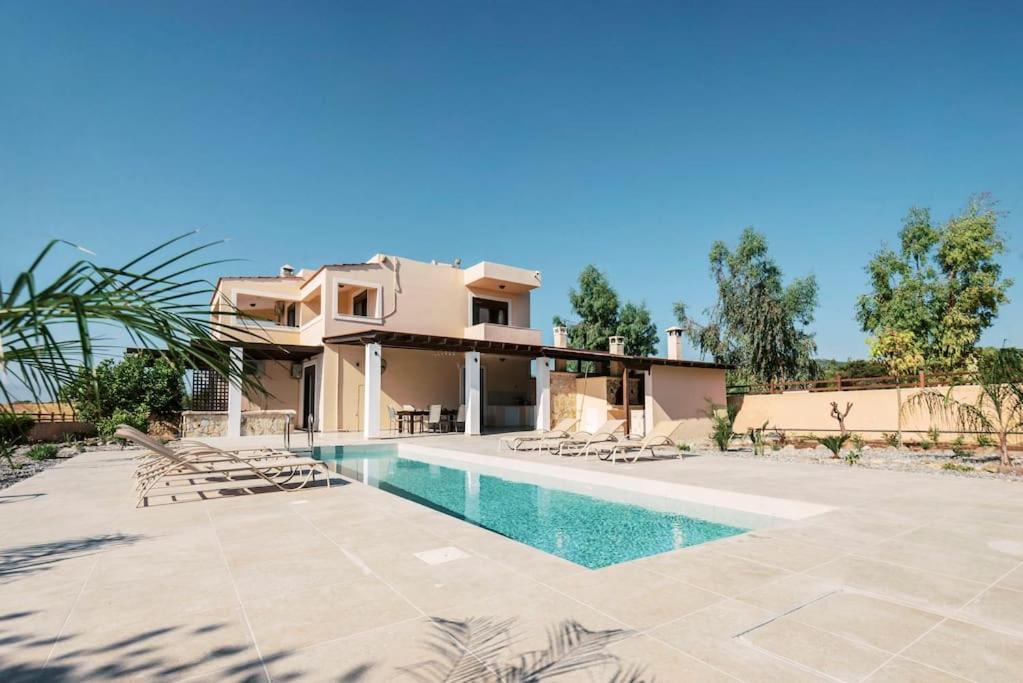 Villa Maribia With Private Pool Геннади Экстерьер фото